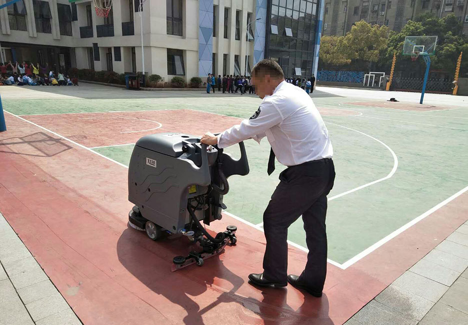 江西大型清潔設備多功能洗地機和電動<a href=http://m.zendaikai.com target=_blank class=infotextkey>掃地車生產廠</a>